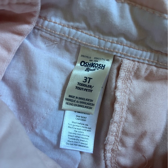 Vintage OshKosh B'gosh Light Pink Toddler Overalls - Picture 4 of 5